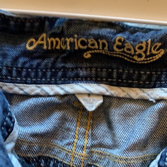 American Eagle short jean skirt, would say it fits more like a size 6 - Picture 5 of 8